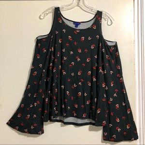 NWOT Aeropostale Flowy Top